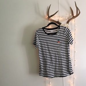 Old Navy T-shirt